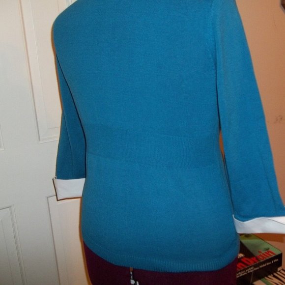 KIM ROGERS LADIES SIZE S. TEAL BLUE PULLOVER 2 IN 1 LAYERED SWEATER. 3/4 SLEEVE - Picture 2 of 3